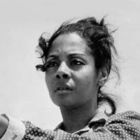 Rosalind Miles Desnuda