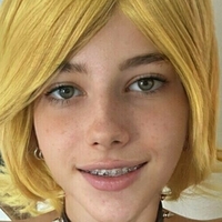 Rylieee / Carolyn Zambrano Desnuda