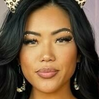 Sabrina Hung Desnuda