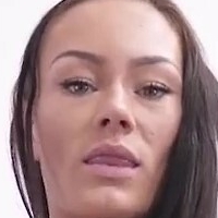 Sarah bei Mandala Desnuda