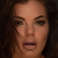 Sarah Hutchinson Desnuda