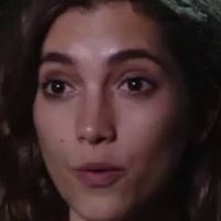 Sarah-Sofie Boussnina Desnuda