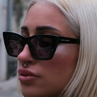 Selvaggia Blonde Desnuda