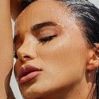 Semrasea Desnuda