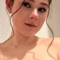 Shayna Loren Desnuda