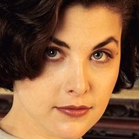 Sherilyn Fenn Desnuda