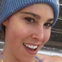 shut_upshelbyfree Desnuda