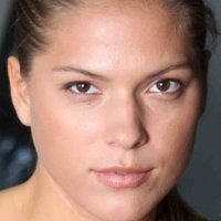 Simone Van Rooyen Desnuda