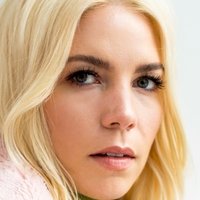 Skylar Grey Desnuda