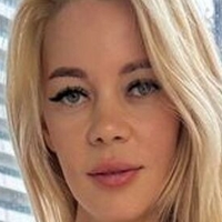 Sofie Mills Desnuda