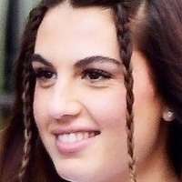 Sophia Peschisolido Desnuda