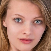 Sophie Spark Desnuda