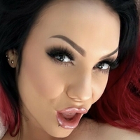 Starfucked Model Desnuda
