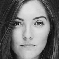 Stella Jones Desnuda