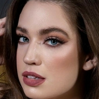 Stephanie Oustalet Desnuda