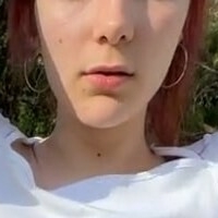 Strange Girl Desnuda