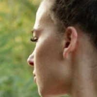 Szevelin Desnuda