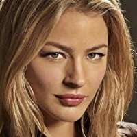 Tabrett Bethell Desnuda