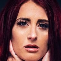Tana Lea Desnuda