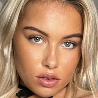 Tanisha Lou Desnuda