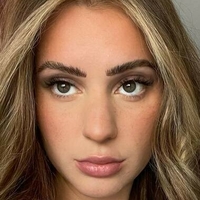 Tavia Sky Desnuda