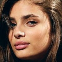 Taylor Marie Hill Desnuda
