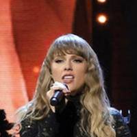 Taylor Swift Desnuda