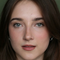 Tess Dinerstein Desnuda