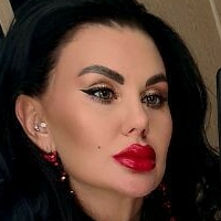 Thibisova Desnuda