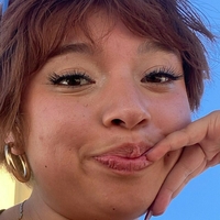titskiii Desnuda