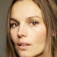 Toinette Laquière Desnuda