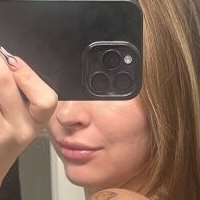 Unholykait Desnuda
