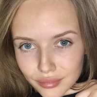 Valerie Flor Desnuda