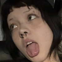 Valvampire / Peachyyval / kill.val Desnuda