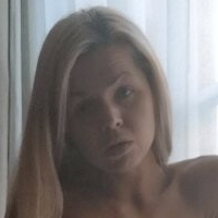 Veronika Kratka Desnuda
