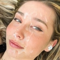 Veylarenee Desnuda