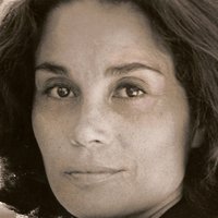 Victoria Racimo Desnuda