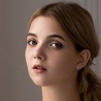 Victoria Desnuda