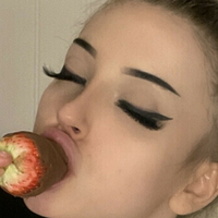 Vikkzy Desnuda