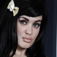 Violet Doll Desnuda