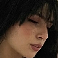 Violeta Lee Desnuda