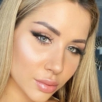 Vlada Miravi Desnuda