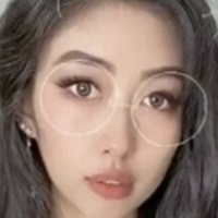 Vyxia Vyxphan Desnuda