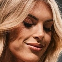 Whitney Lobreau Desnuda