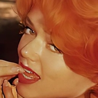 Yvette Vickers Desnuda