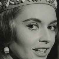 Yvonne Monlaur Desnuda