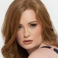 Zara Nevada Desnuda