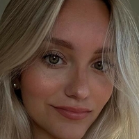 Zarah Ellen Desnuda