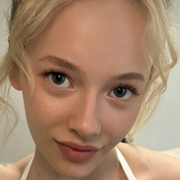 Zoedalby Desnuda