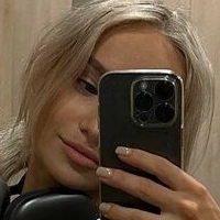 Zuzana Kardos Desnuda
